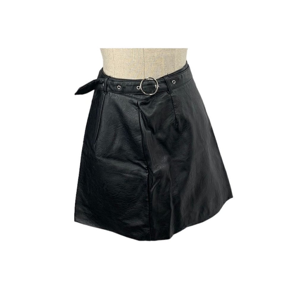 H&M Divided Belted Pleather A-Line Mini Skirt - Size 8, Black